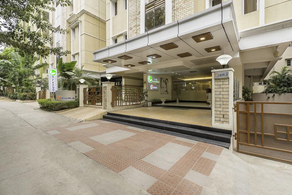 Oyo Townhouse 9 Hitech City ไฮเดอราบัด ภายนอก รูปภาพ